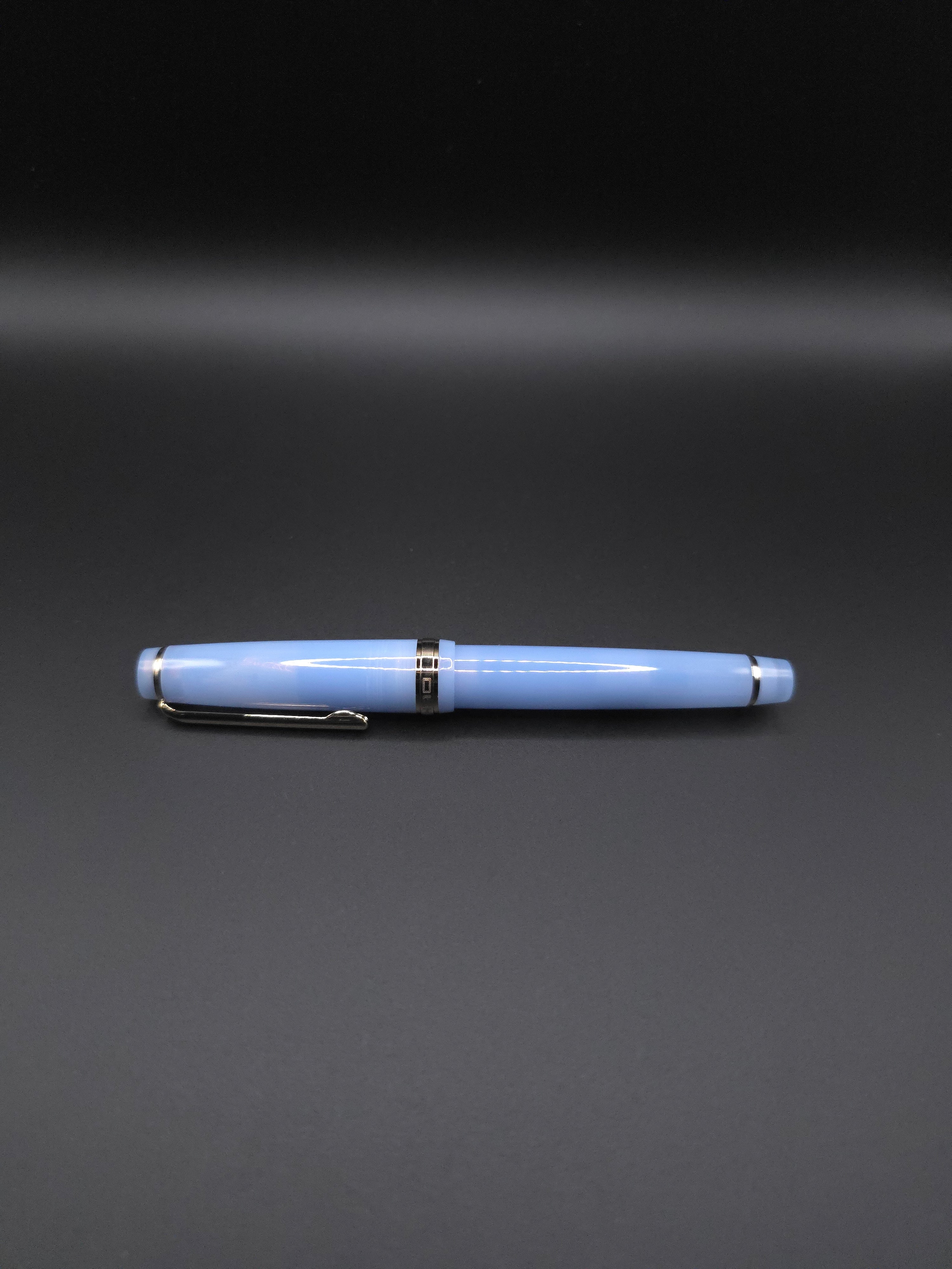 JINHAO 82) (Pastel Powder Blue)