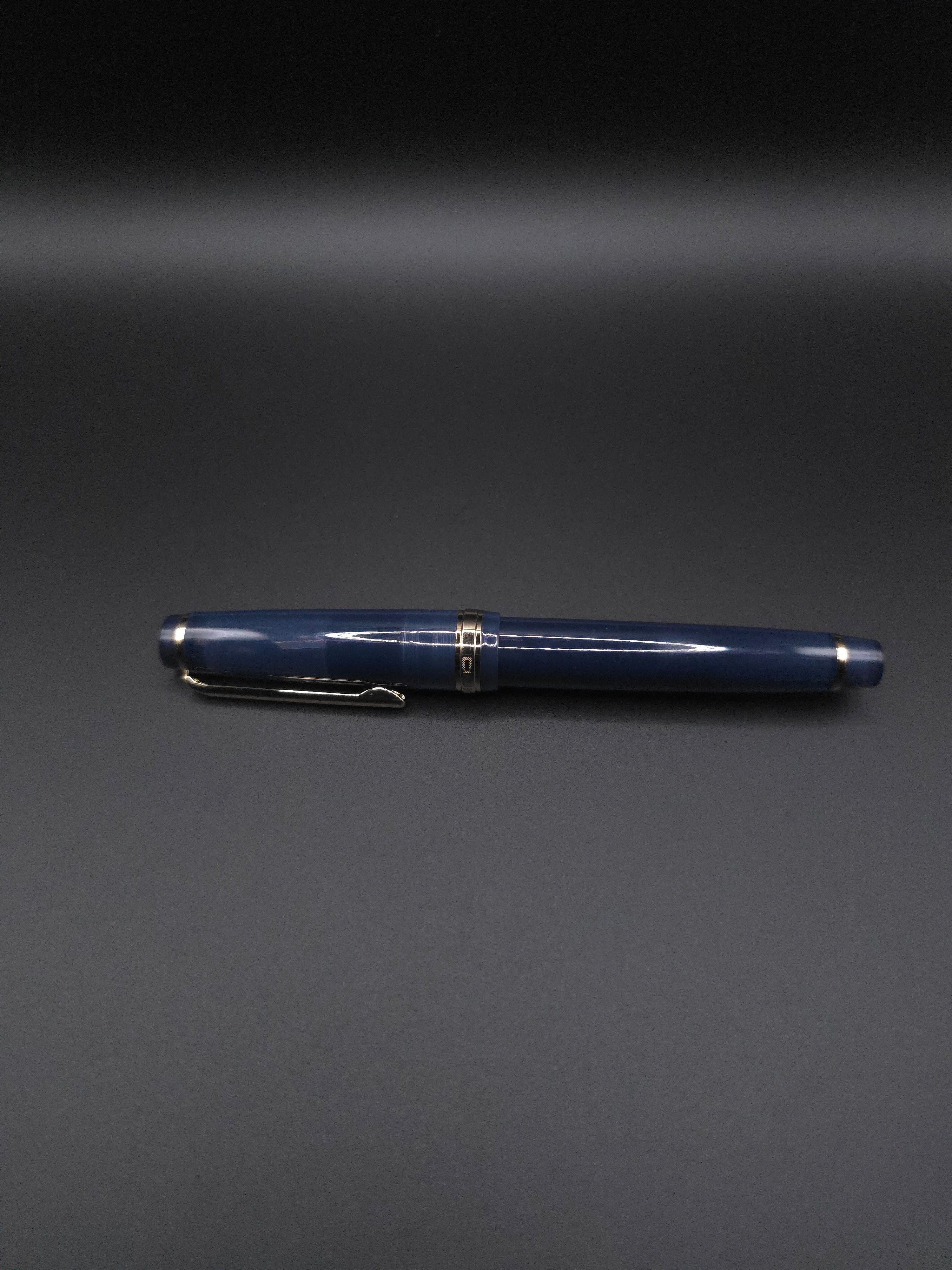 JINHAO 82) (Pastel Blue Grey)