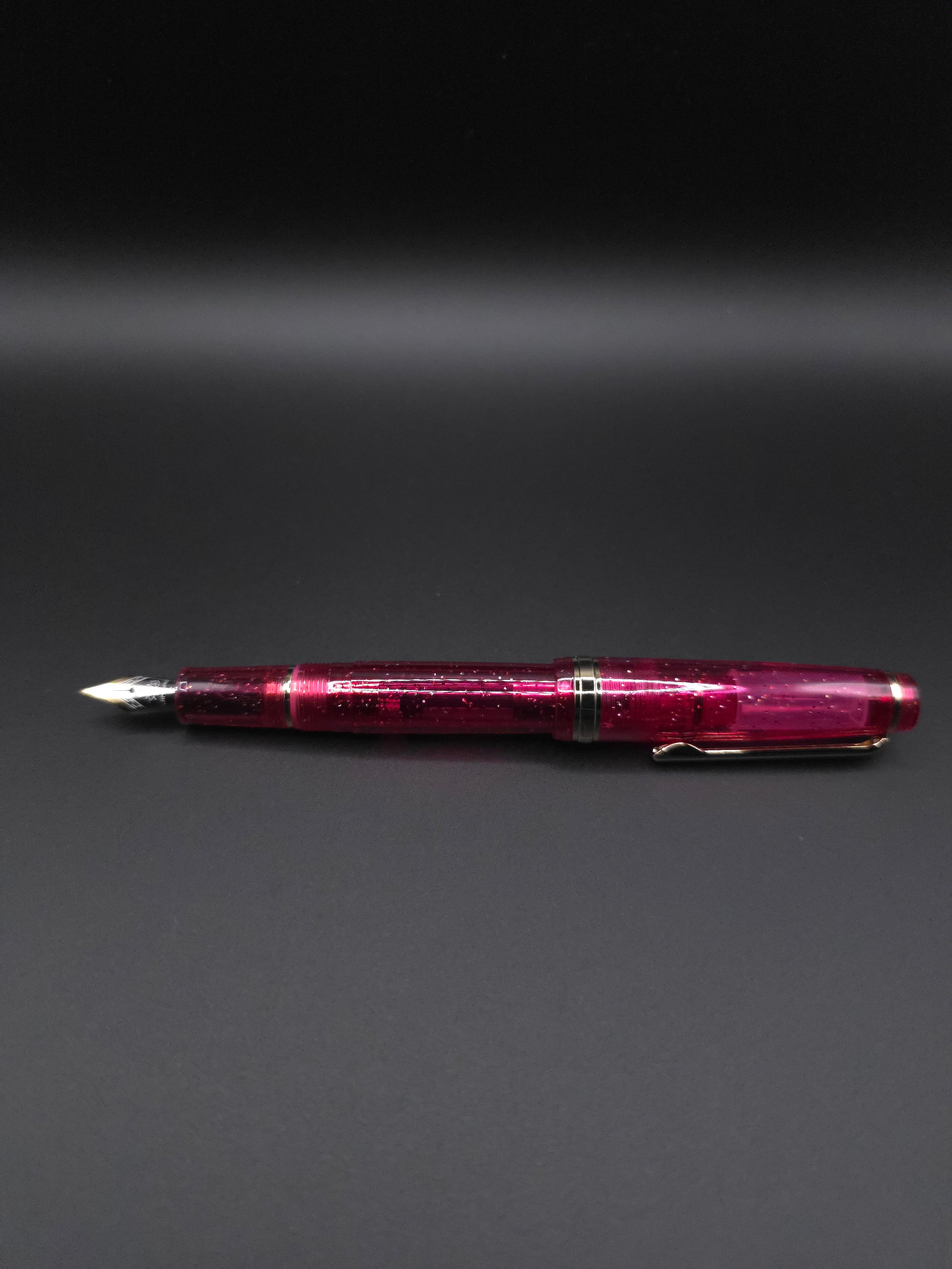JINHAO 82 (Rose Red)