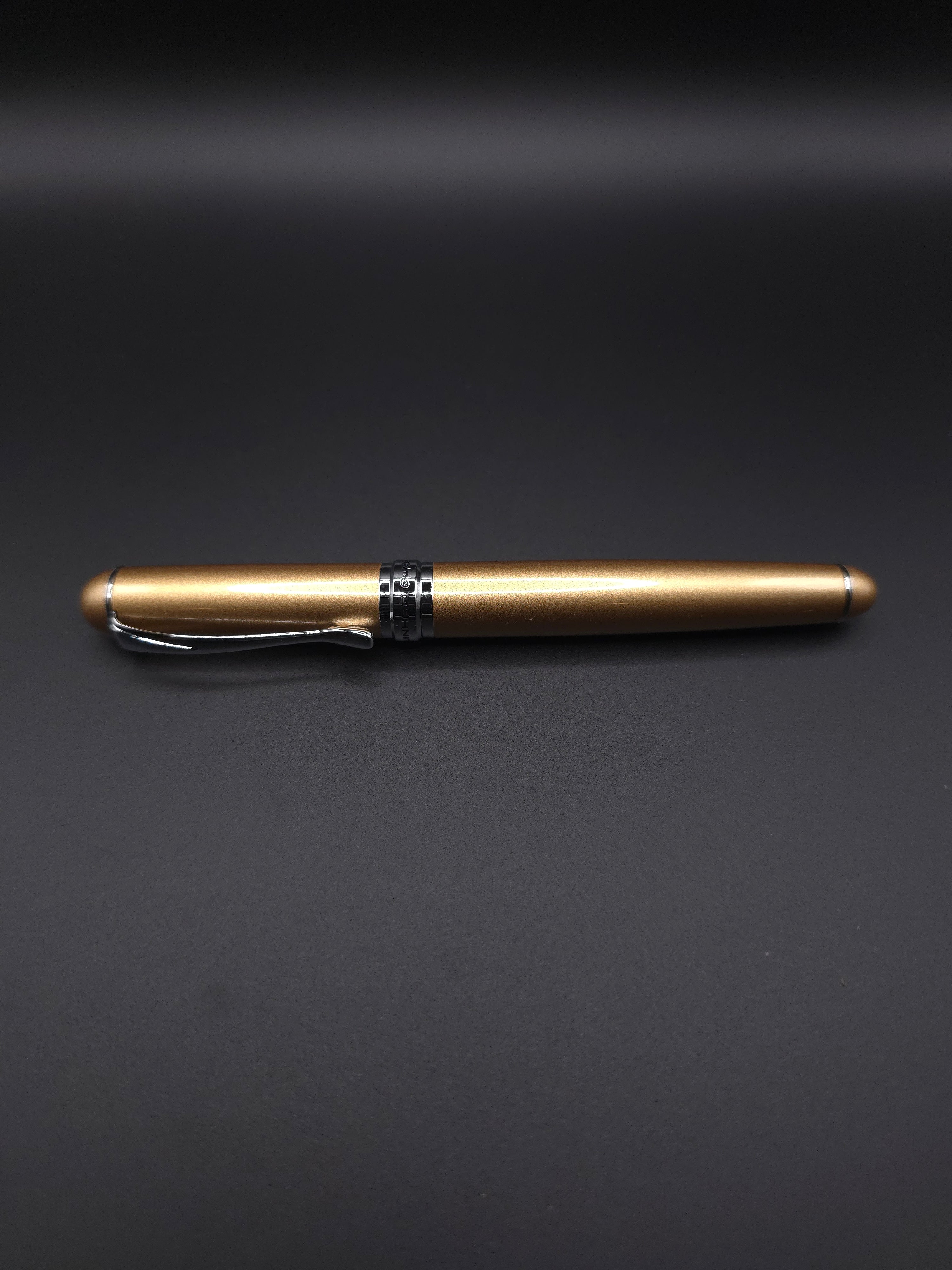 JINHAO X750 (Gold)