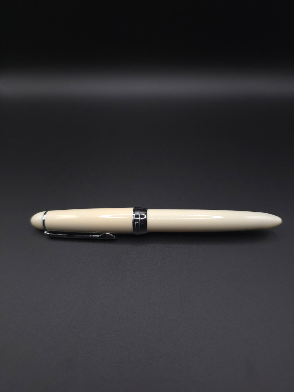 JINHAO 992 (Solid Ivory)