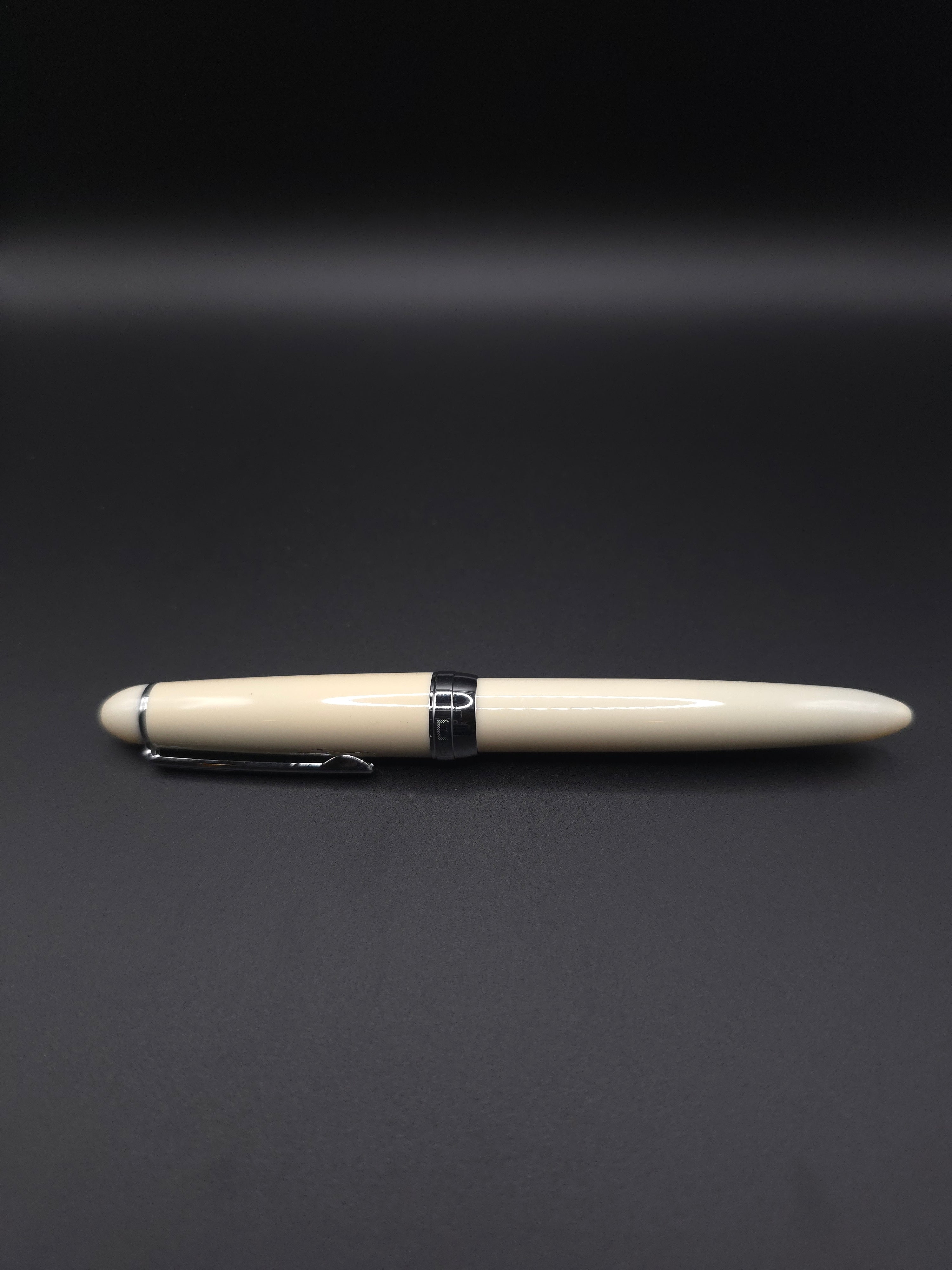 JINHAO 992 (Solid Ivory)