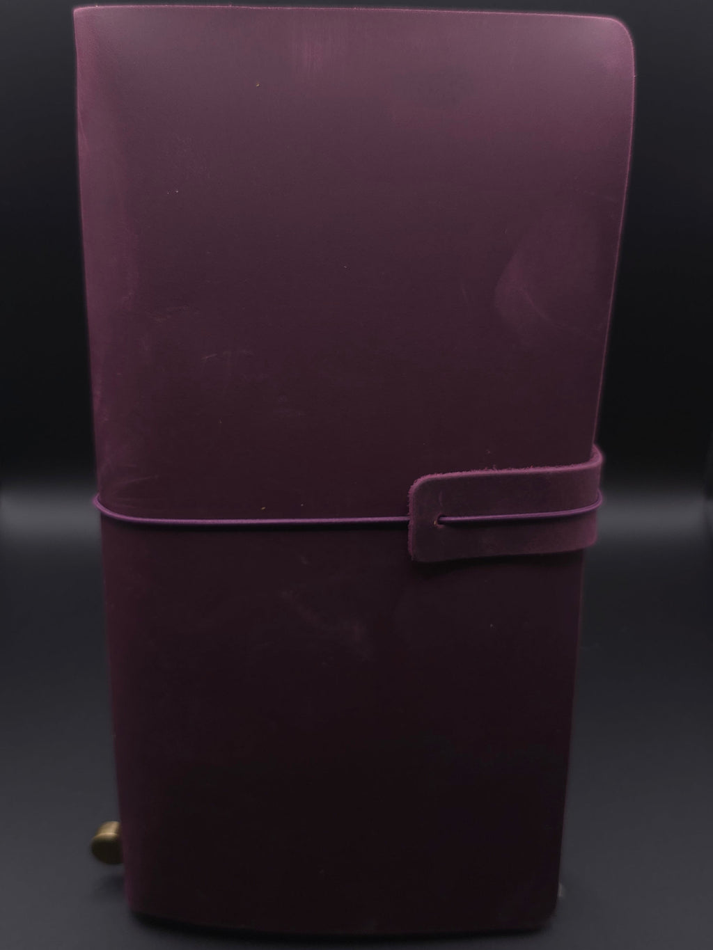 A Fine Line Writing Co. Leather Traveler's Journal – Regular Size (Plum)
