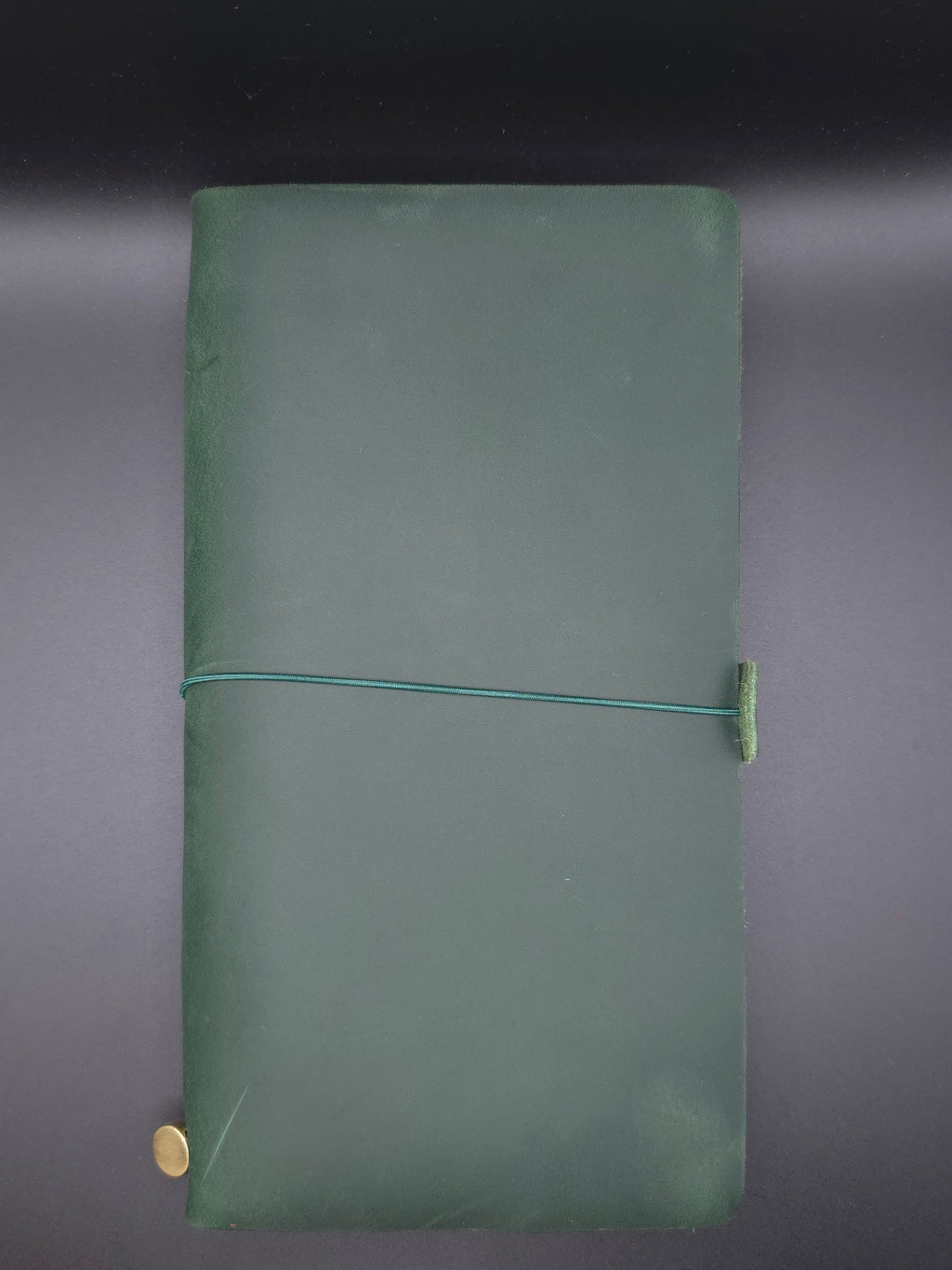 A Fine Line Writing Co. Leather Traveler's Journal – Regular Size (Green)