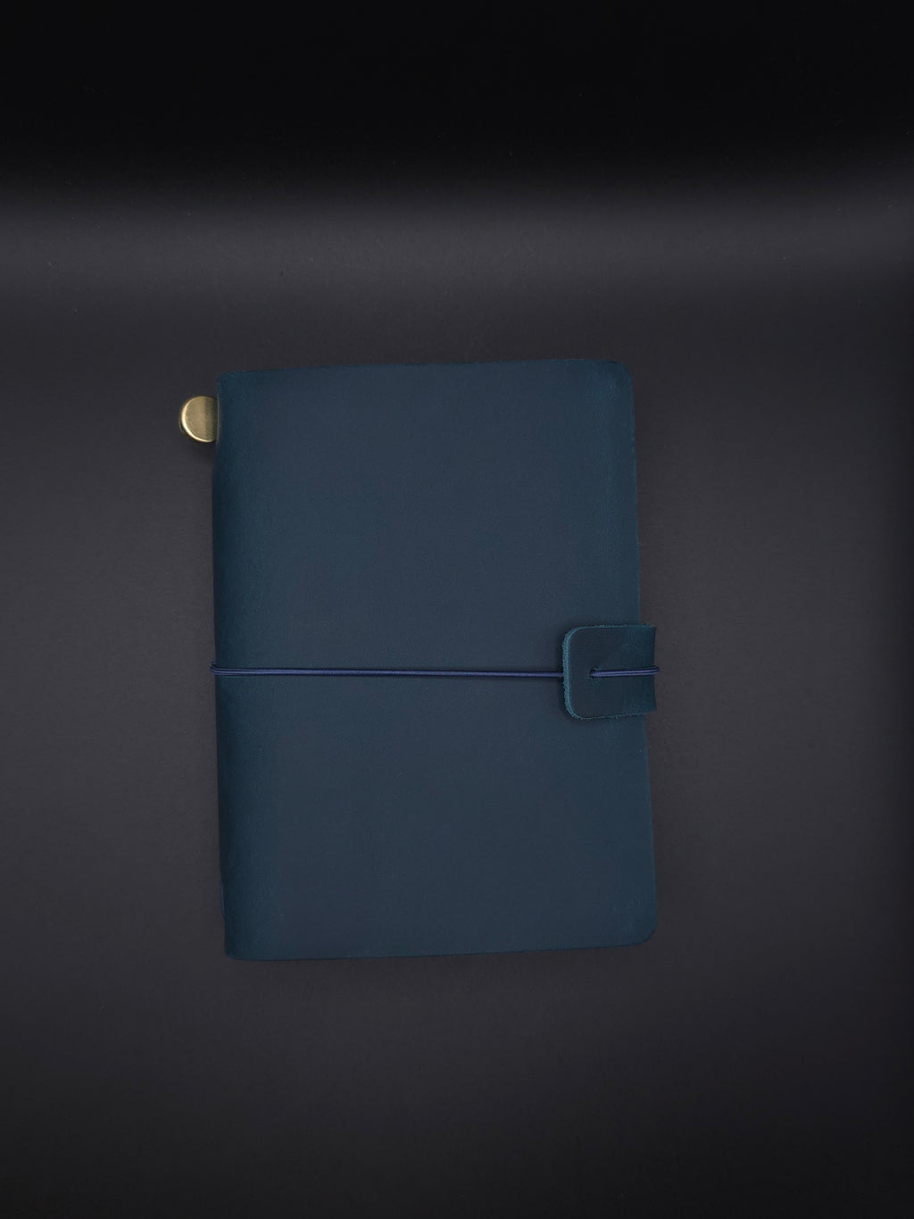A Fine Line Writing Co. Leather Traveler's Journal – Passport Size (Blue)