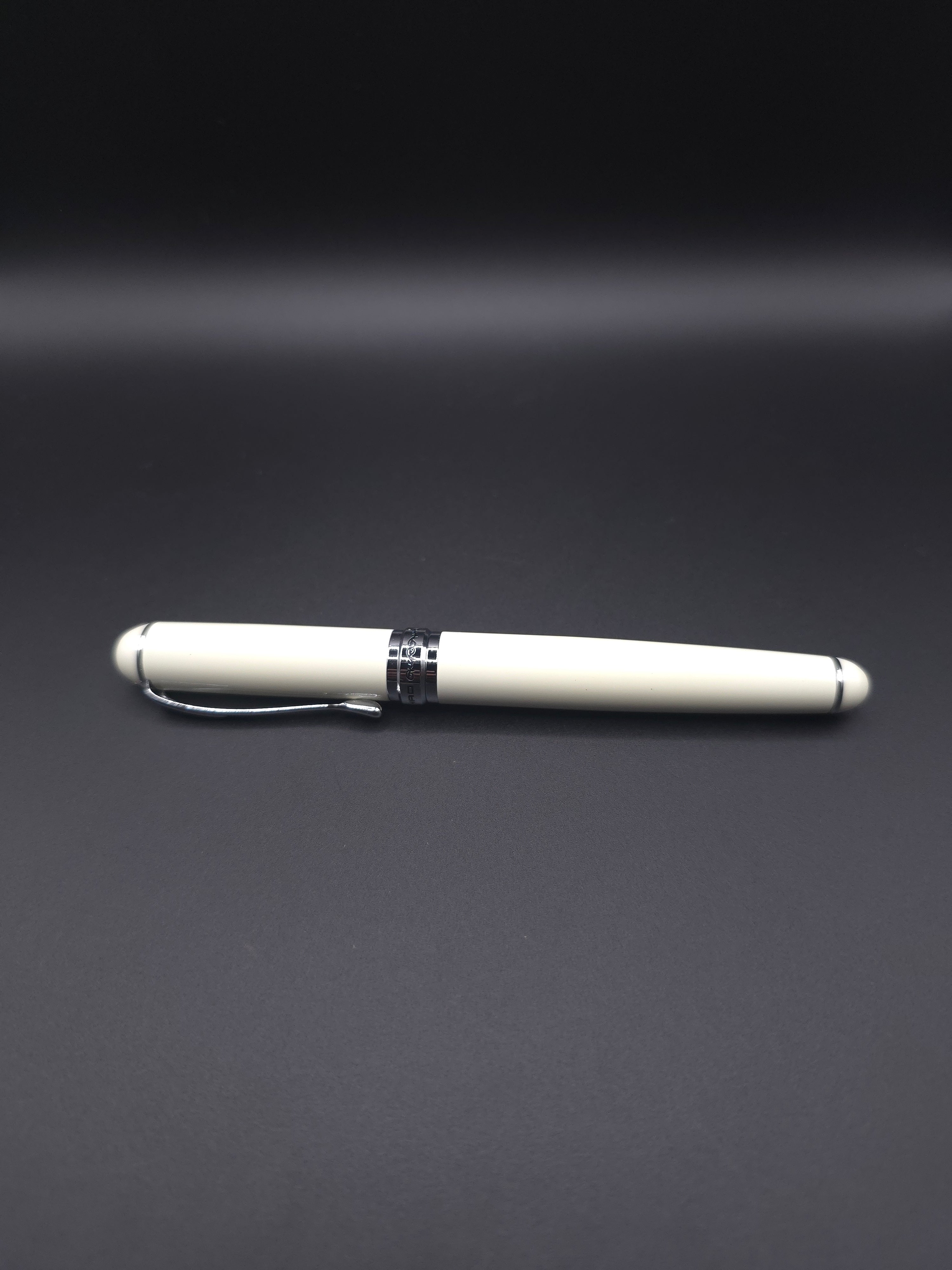 JINHAO X750 (White)(fine)
