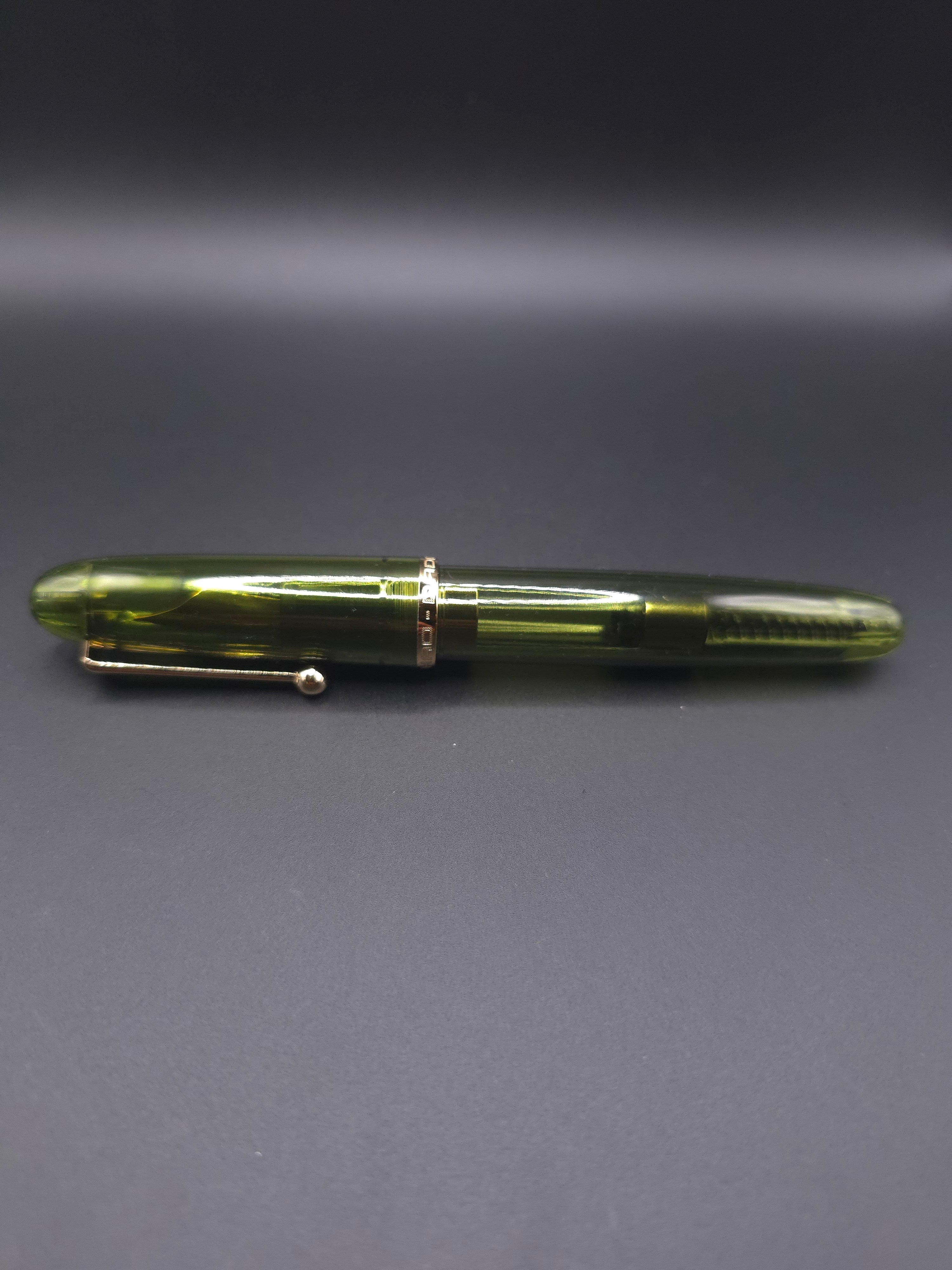 Jinhao 9019 Fountain Pen (clear green)(fine)